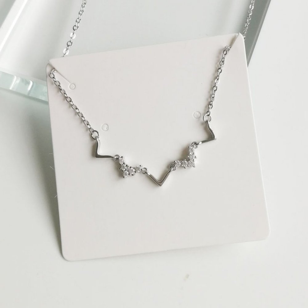 *NEW 925 Sterling Silver Diamond Wave Necklace - Picture 8 of 12